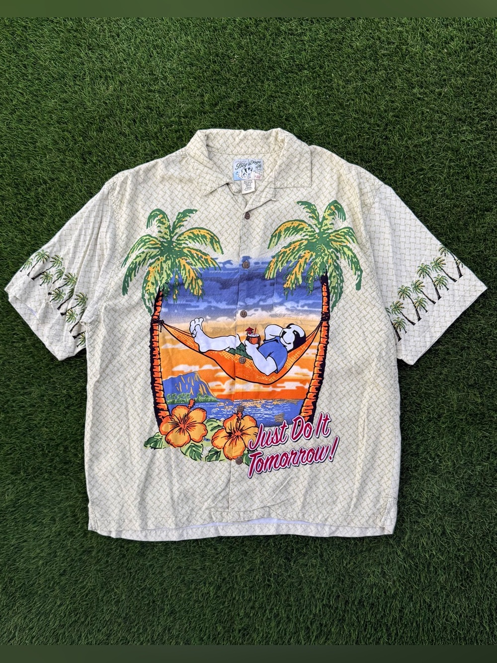 Vintage Big Dogs Hawaiian Shirt Short Sleeve Button Up Palm Trees Size Large